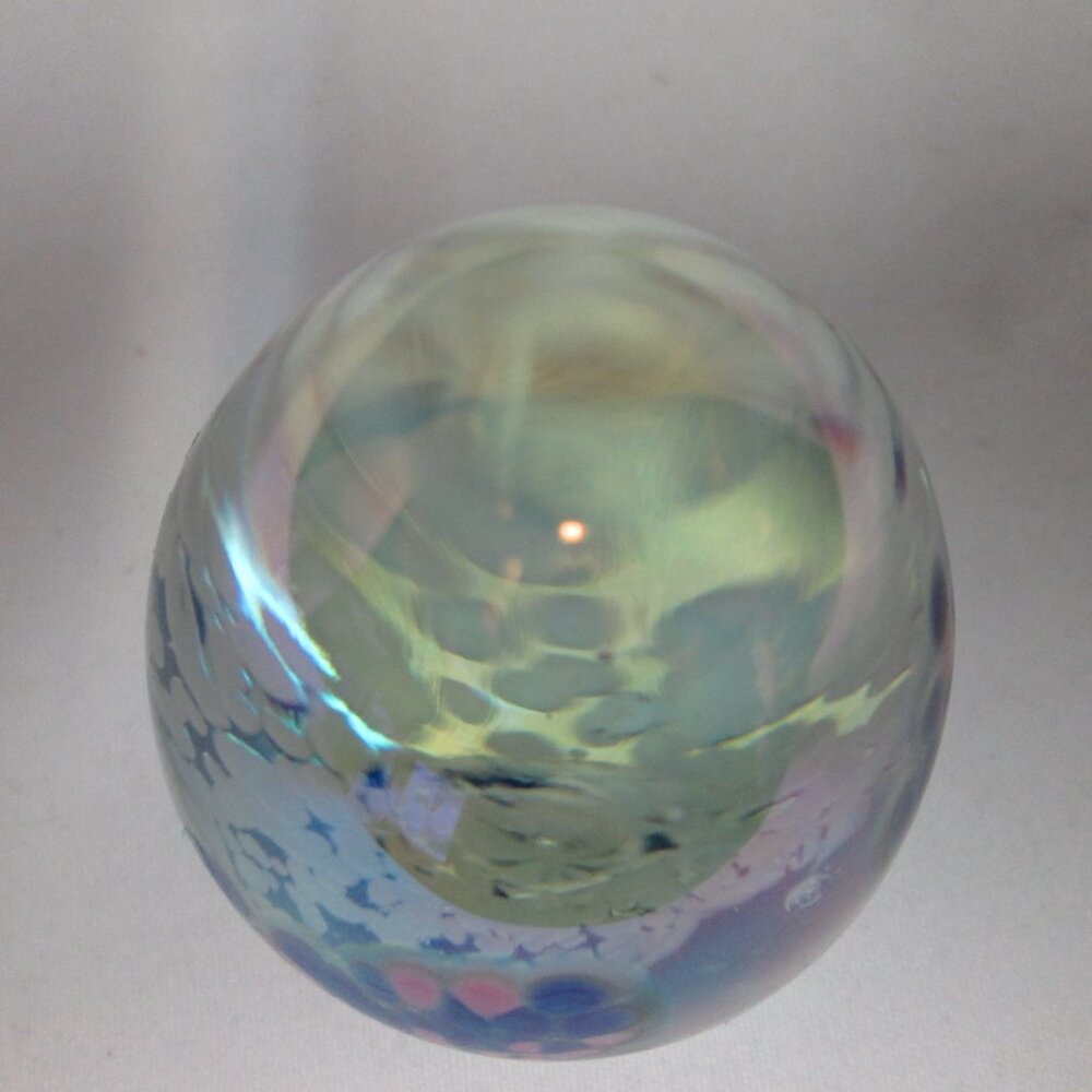 Vines Vintage Paperweight figurine Art Glass egg blue pink white 3" tall - Picture 5 of 8